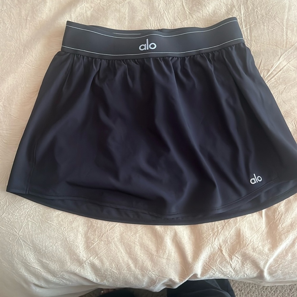 Alo Skirt